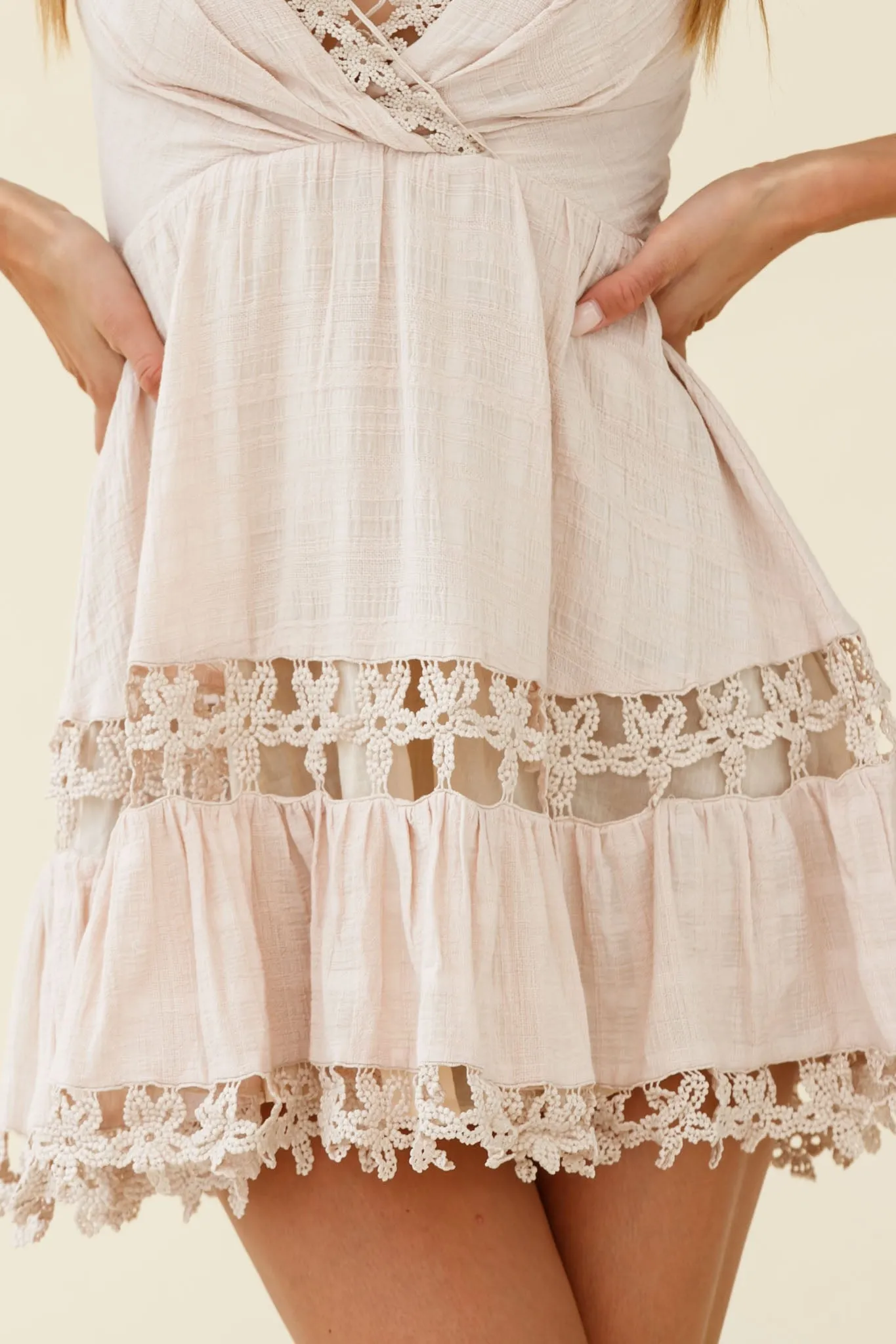 Chloye Sleeveless Lace-Up Back Dress Nude