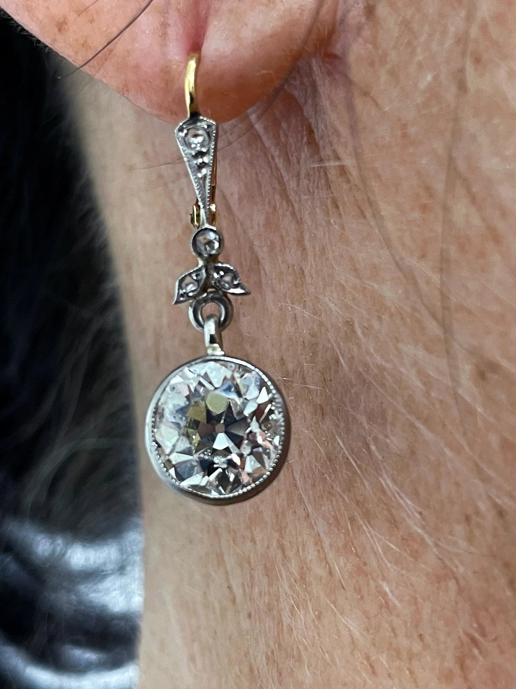 French Belle Époque GIA 5.05ctw Old European cut Diamonds Solitaire Dangling Plat 18K Earrings